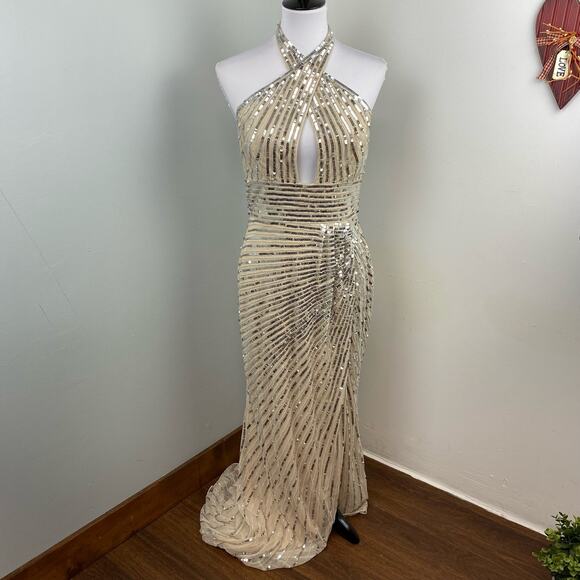 Mac Duggal Silver Embellished Keyhole Halter Strap Draped Gown Size 10 $498 5650 - Picture 5 of 12